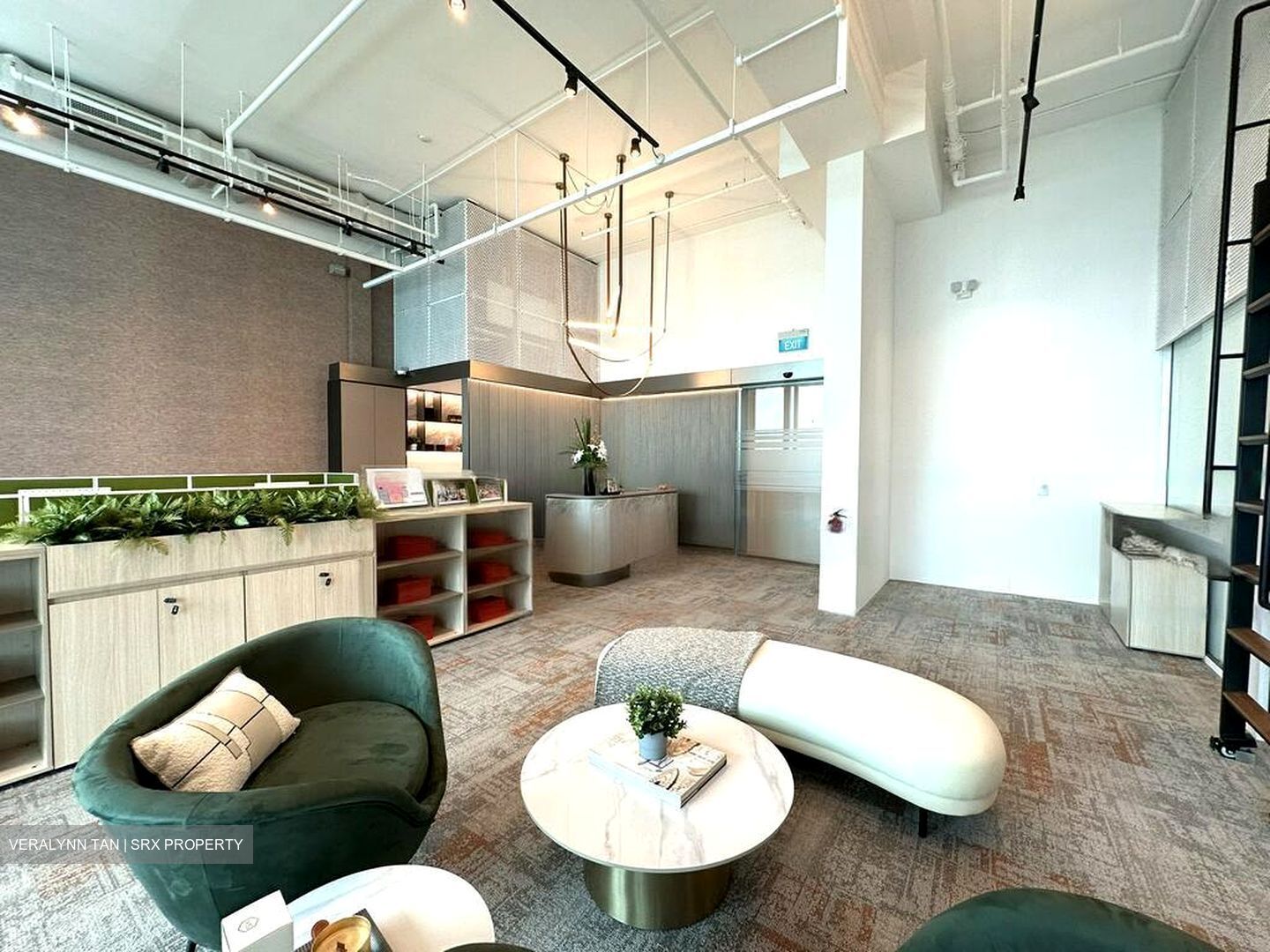 Arc 380 (D8), Office #451310391